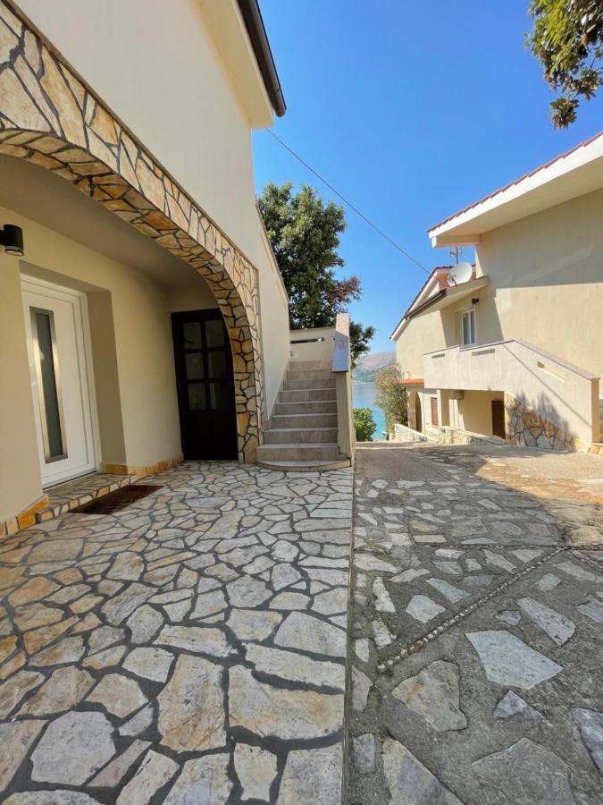 Apartment Victoria Stara Baška Kültér fotó