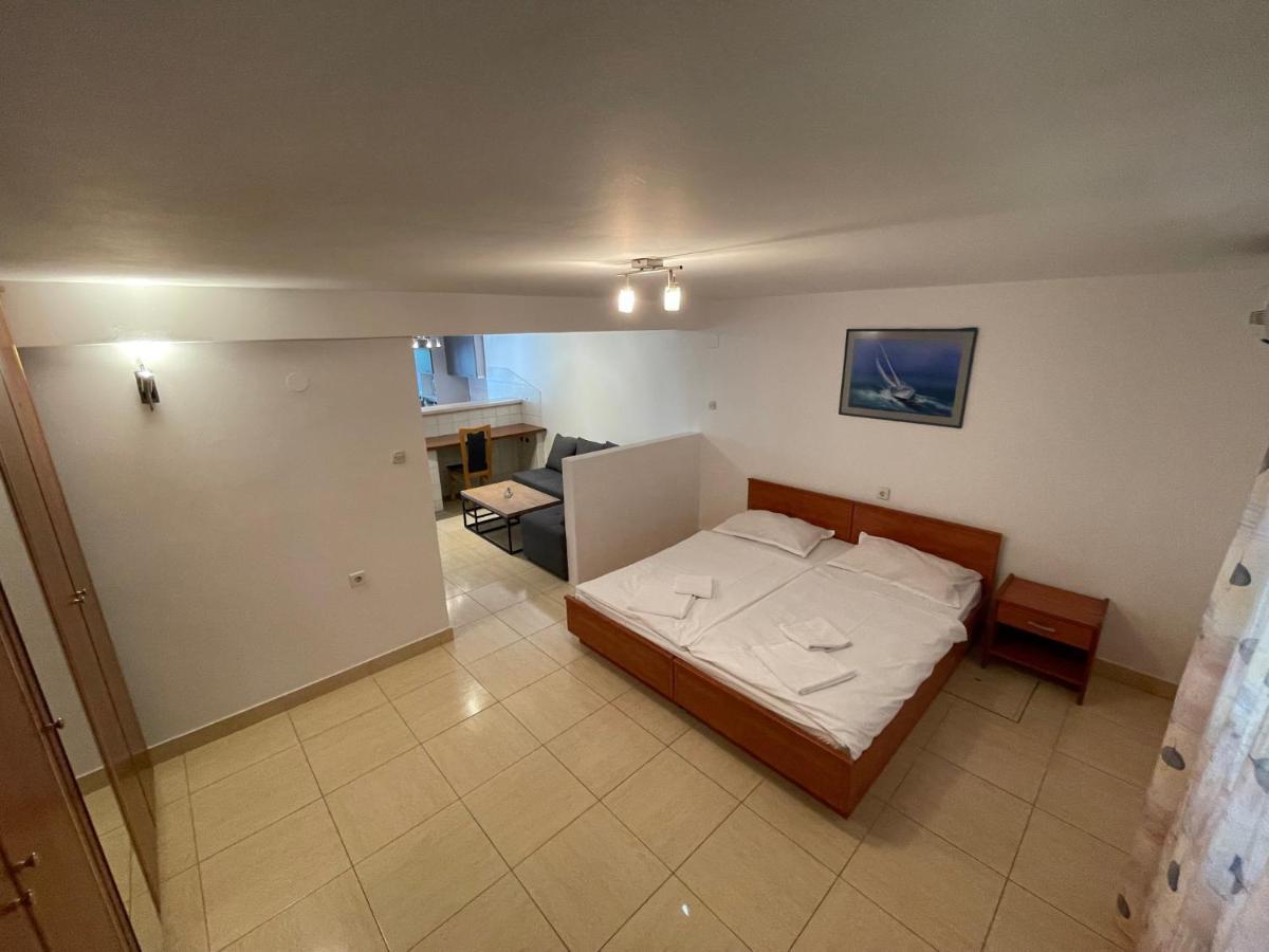 Apartment Victoria Stara Baška Kültér fotó